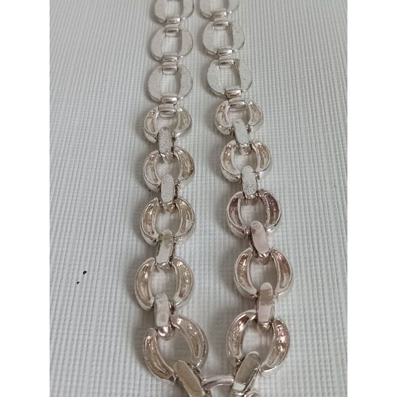 Silver Toned Heavyweight Metal Single Strand Oval Links Lariat Style Necklace - Picture 5 of 10